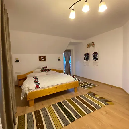 Casa Din Pensiune *